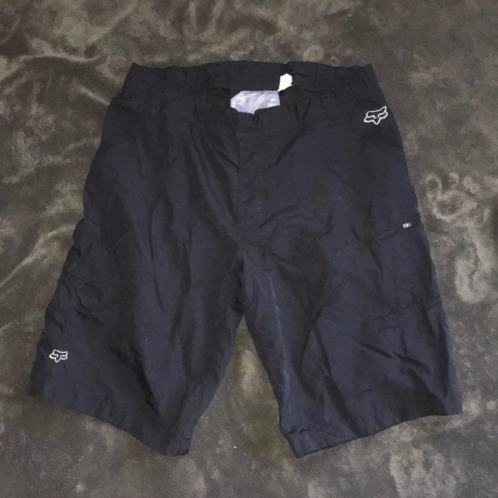 FOX men’s black shorts 34”